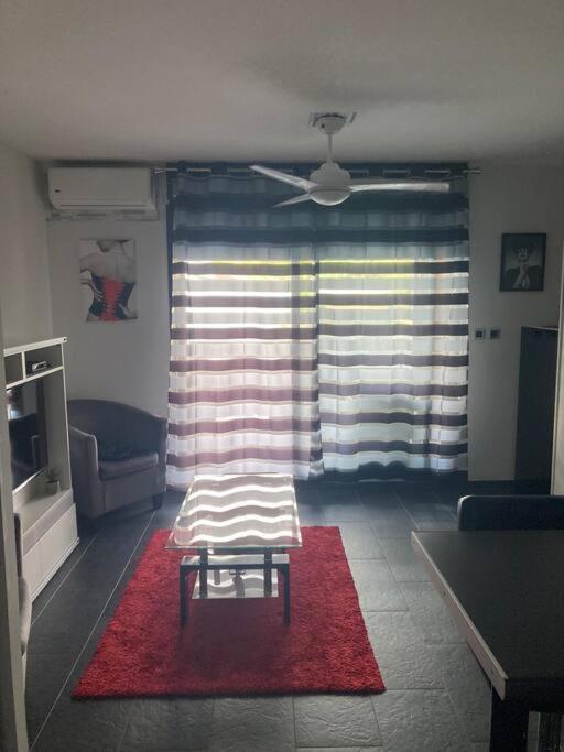 Magnifique Studio Tout Equipe Classe 2 Etoiles Apartment Сен-Лу Екстериор снимка